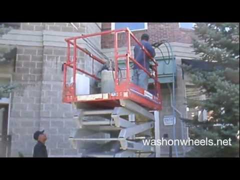 Pressure Washing A 3-Story Apartment Building.mov