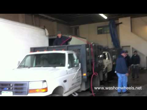 Getting Our Pressure Washing Trucks Ready In The Winter.mov