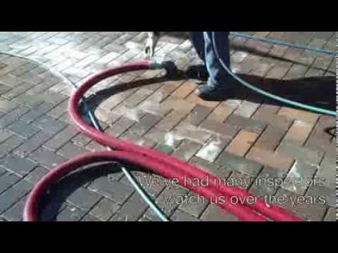 OIl Spill Cleanup With Water Recovery Video