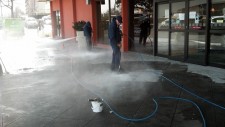 Paint Removal With Pressure Washing At A Holiday Inn 05