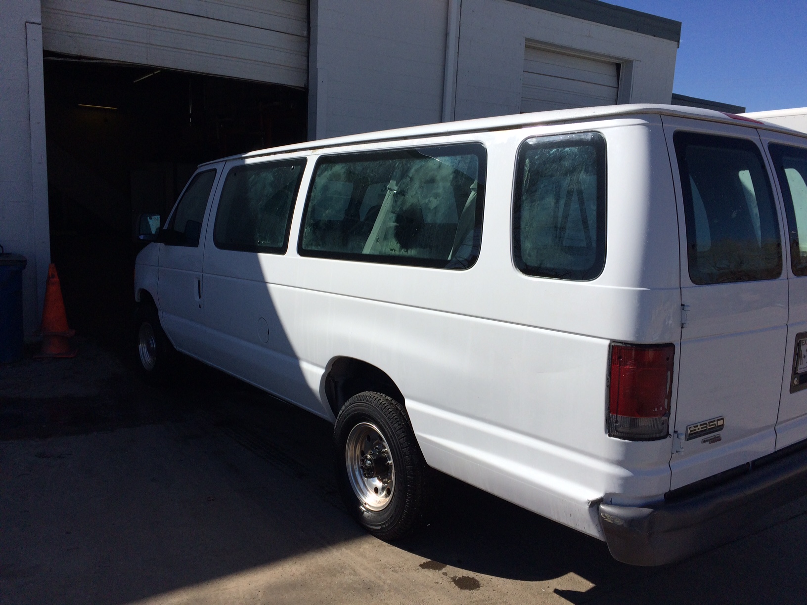 Decal And Wrap Removal On A Ford Van 07